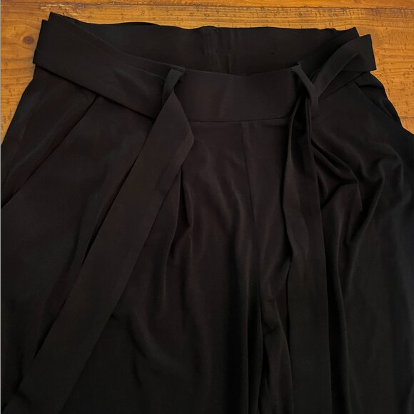 Express Black Tie-Waist Dress Pants - Picture 5 of 6